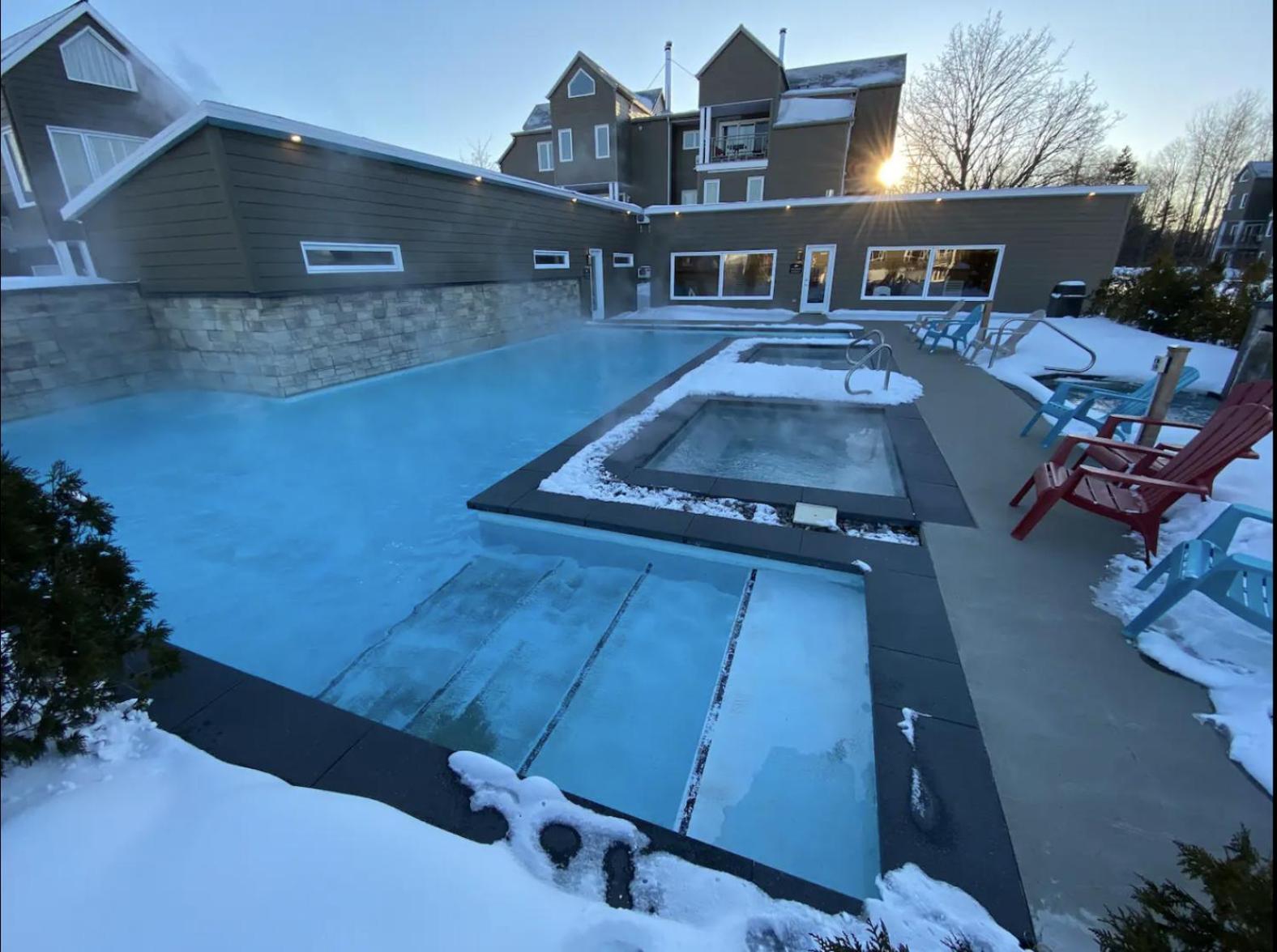 Condos Vacances Msa 2Ch Avec Piscine Et Spas Exterieurs Gratuits 4 Saisons!! Beaupré Εξωτερικό φωτογραφία